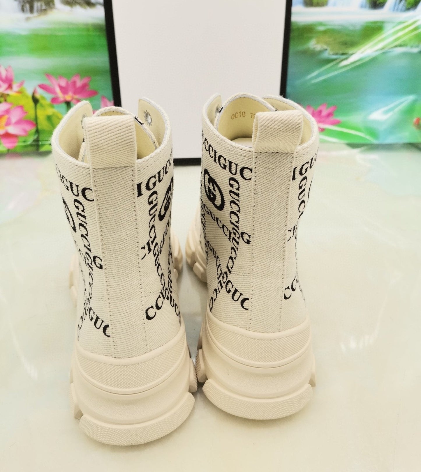 GU Boots White