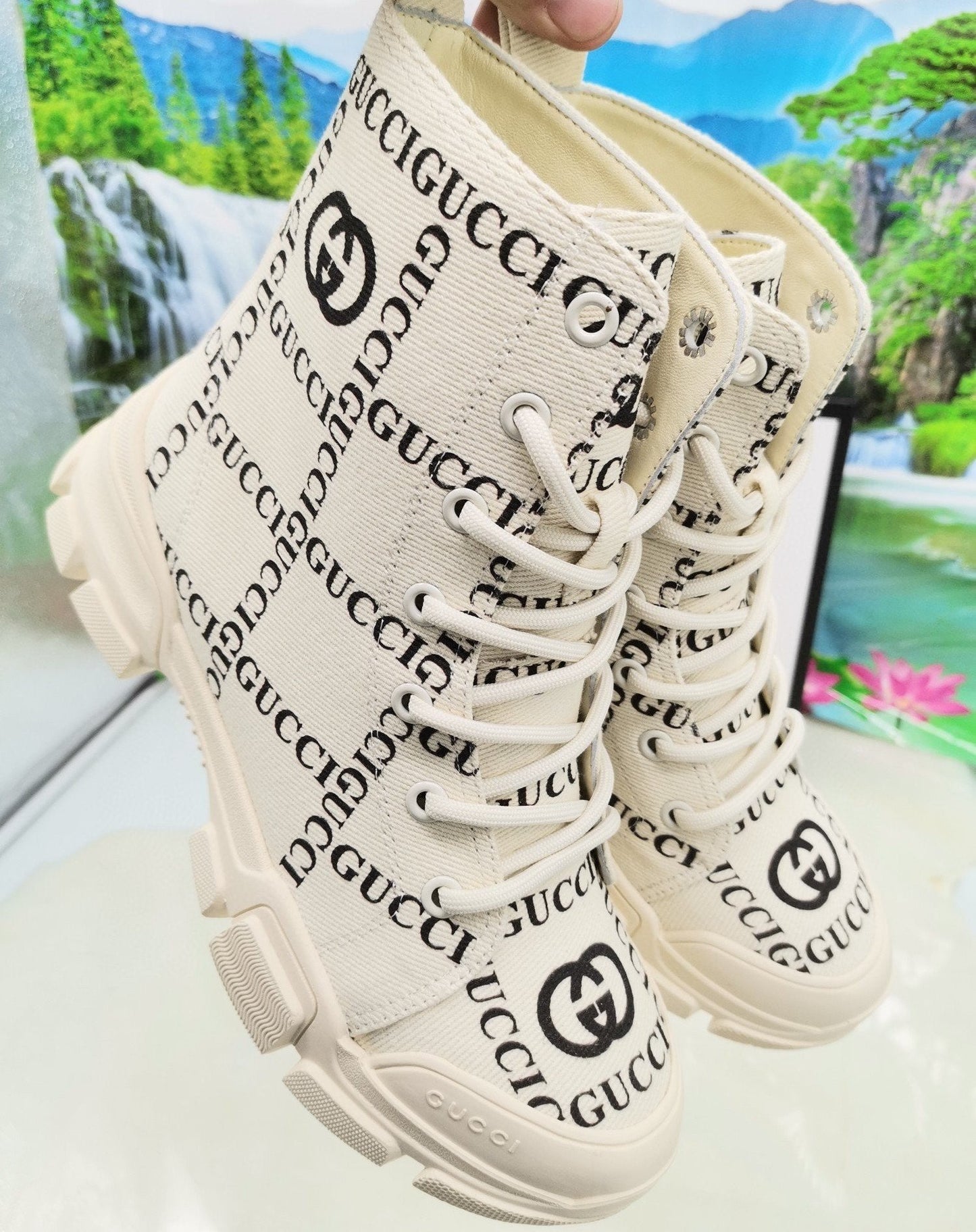 GU Boots White