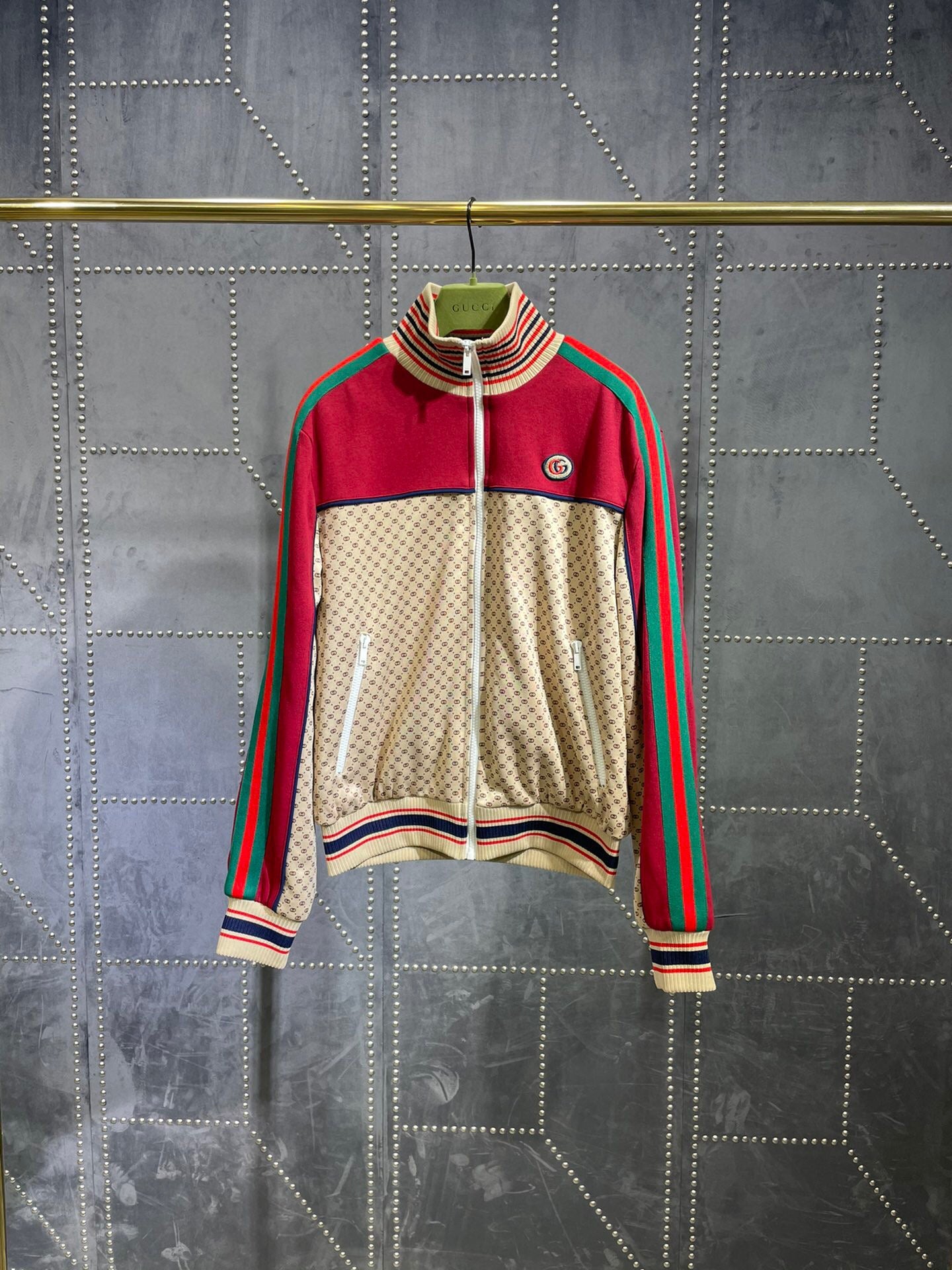GU  Jacket Woman