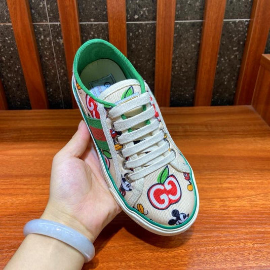 GU  Kids Sneakers