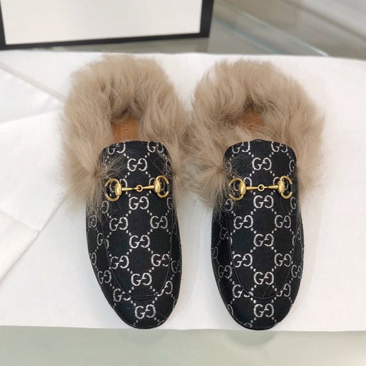 GU Mule Prince Town Black Monogram