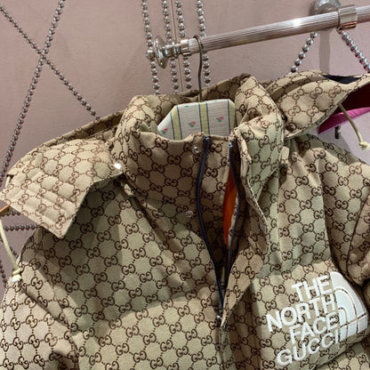 GU Warm  Jacket