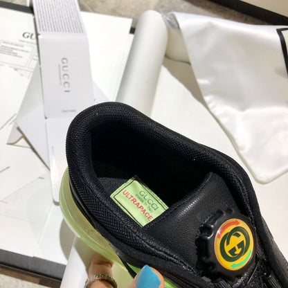 GU   Sneakers Black