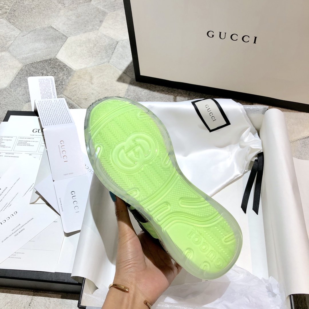 GU   Sneakers Black
