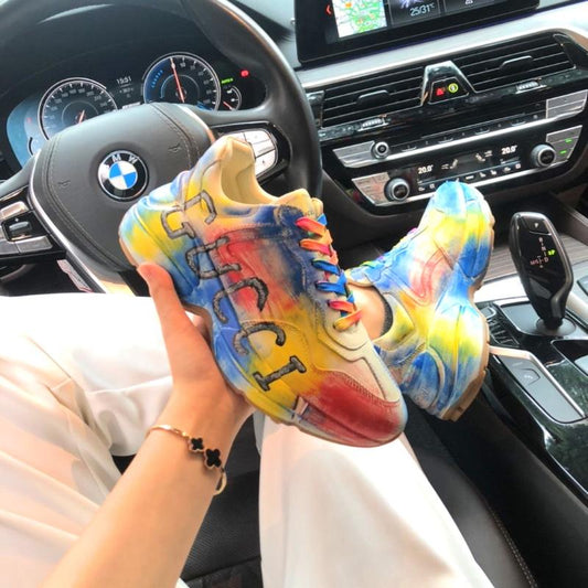 GU   Sneakers