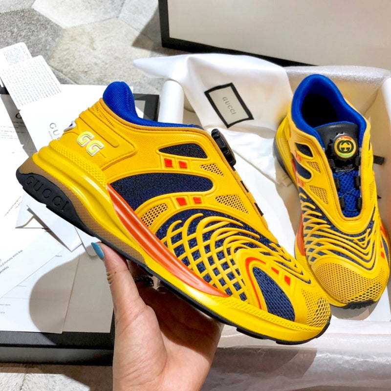 GU Sneakers Yellow