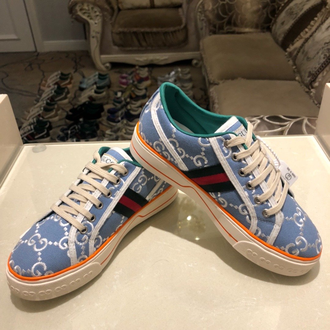 GU   Sneakers Blue