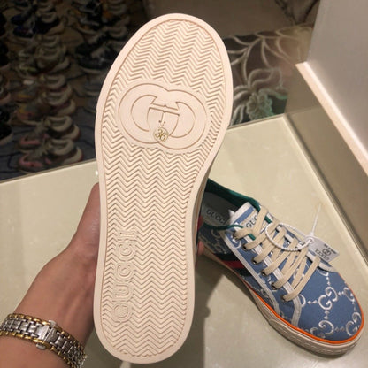 GU   Sneakers Blue