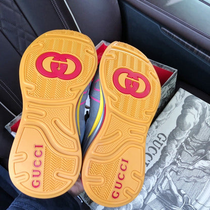 GU  Sneakers  Multi Green