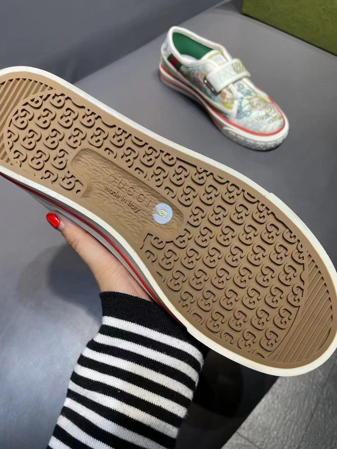 GU  Sneakers Tennis 2 color 's