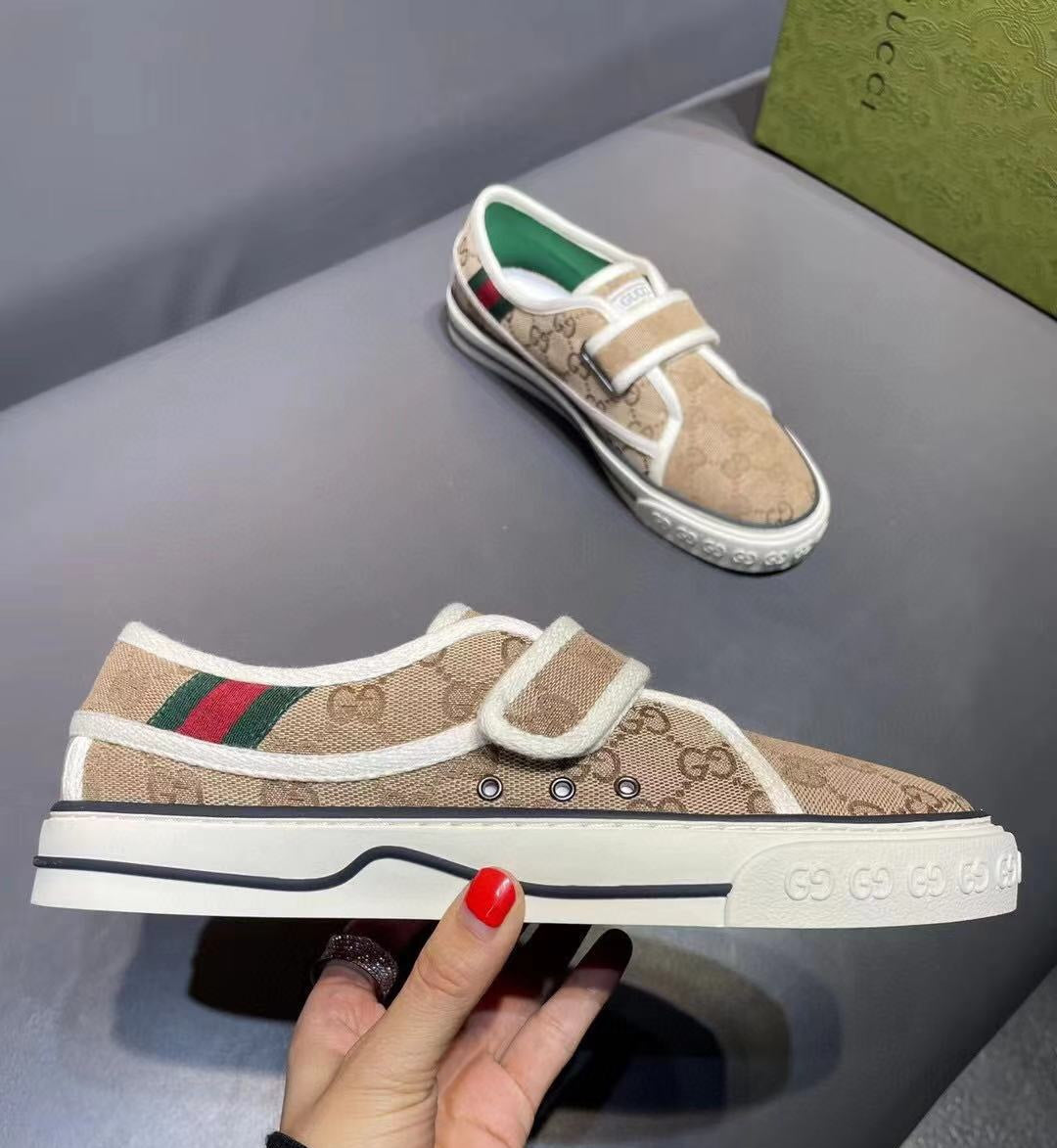 GU  Sneakers Tennis 2 color 's