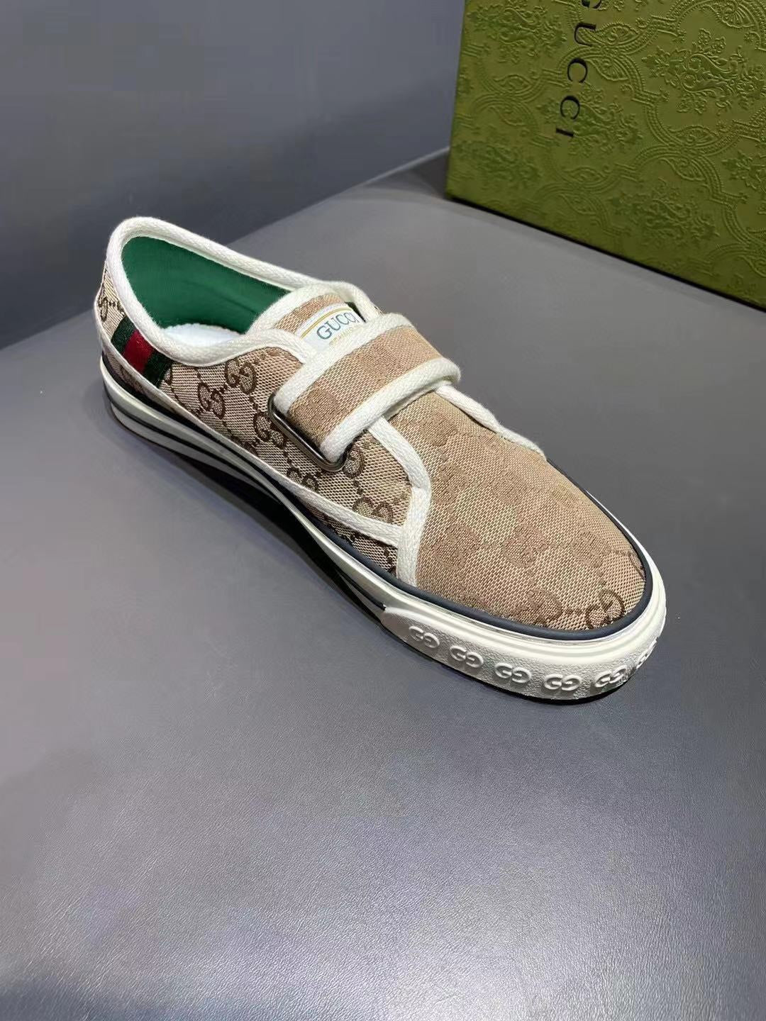 GU  Sneakers Tennis 2 color 's