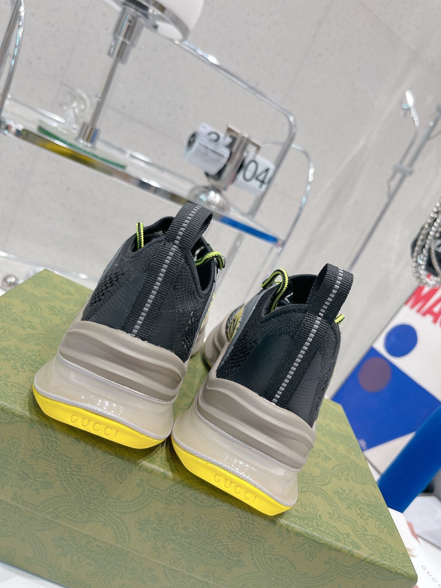GU  Sneakers Man 3 Color 's