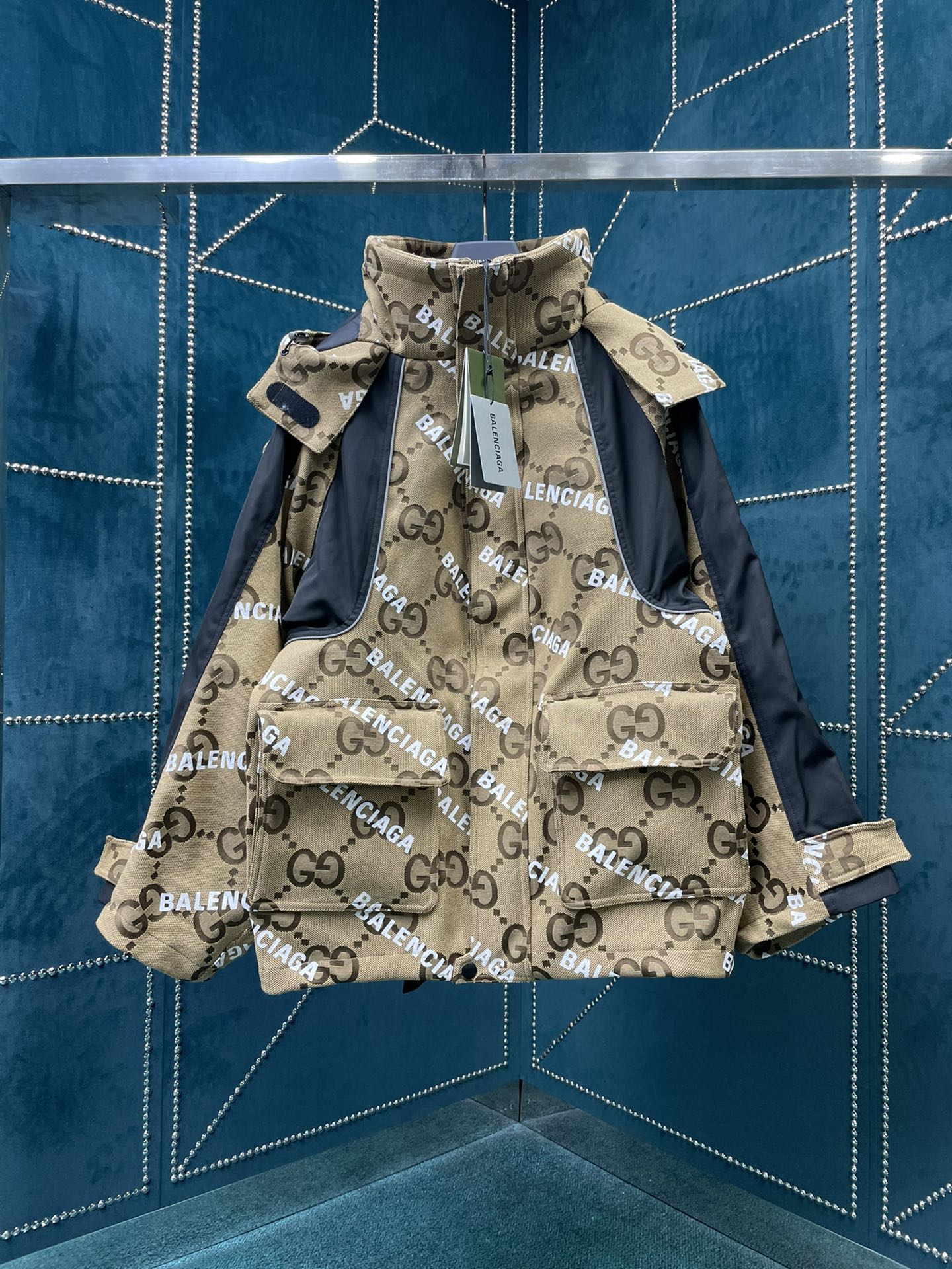 GU Jacket Jumbo  Hacker