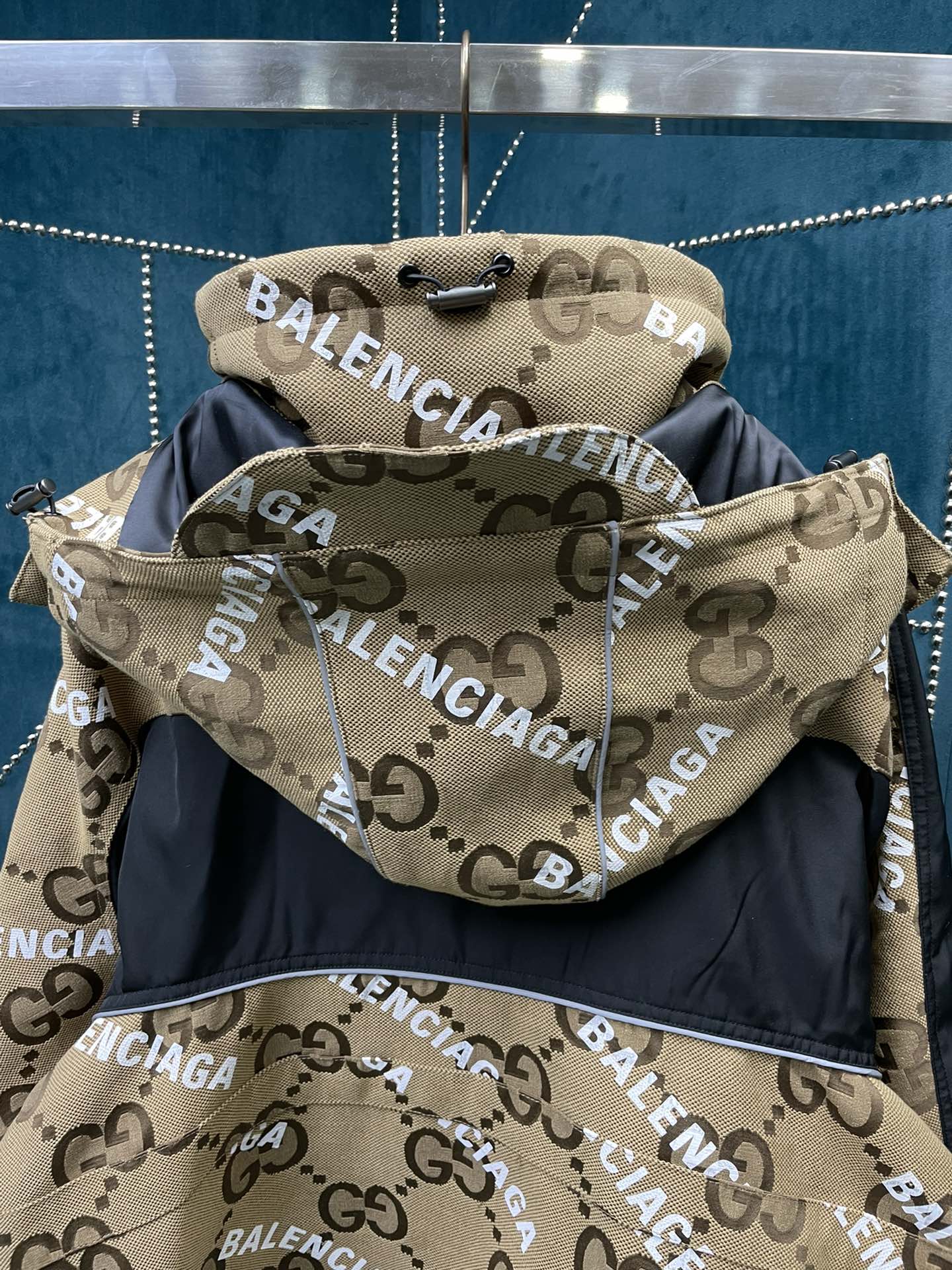 GU Jacket Jumbo  Hacker