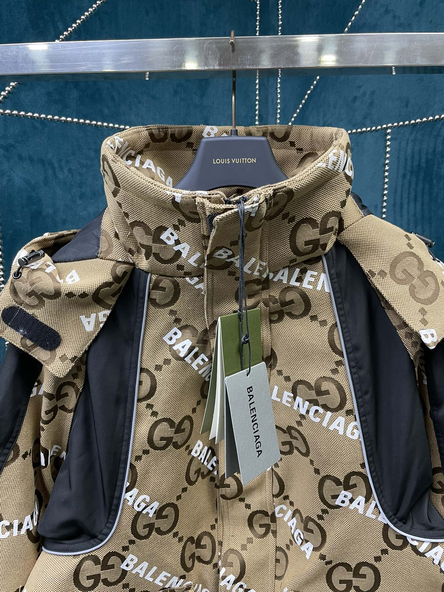 GU Jacket Jumbo  Hacker