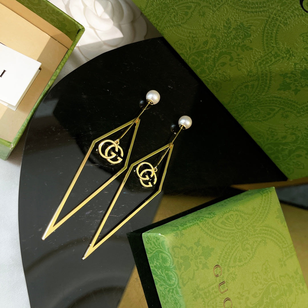 GU Earring