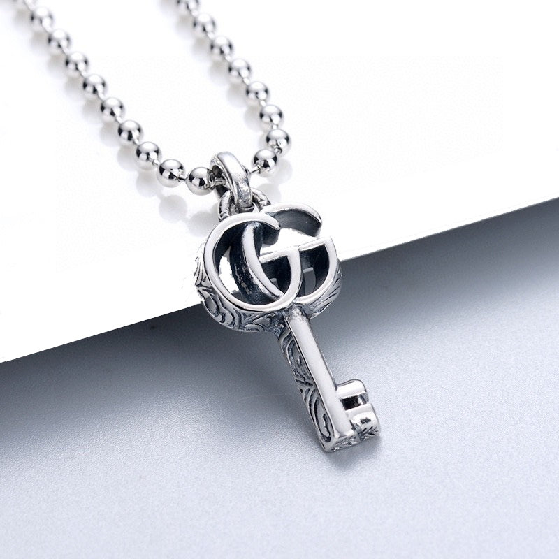 GU  Necklace