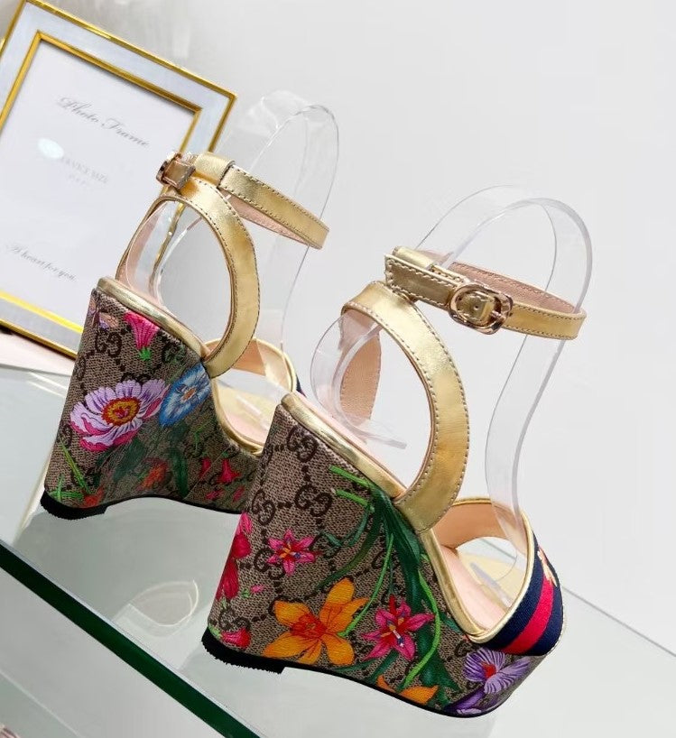 GU Sandals Wedge Platform