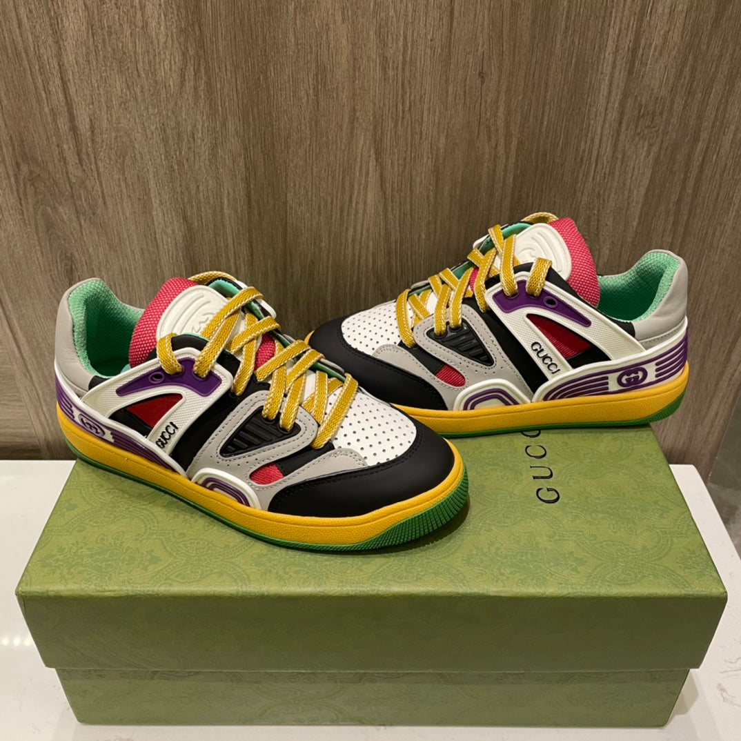 GU  Sneakers Basket