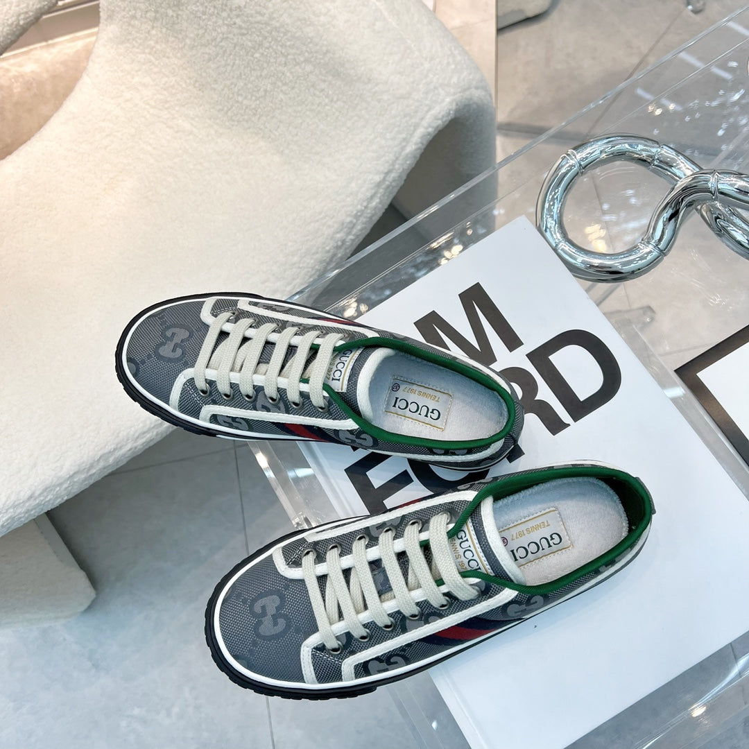 GU  Sneakers Tennis