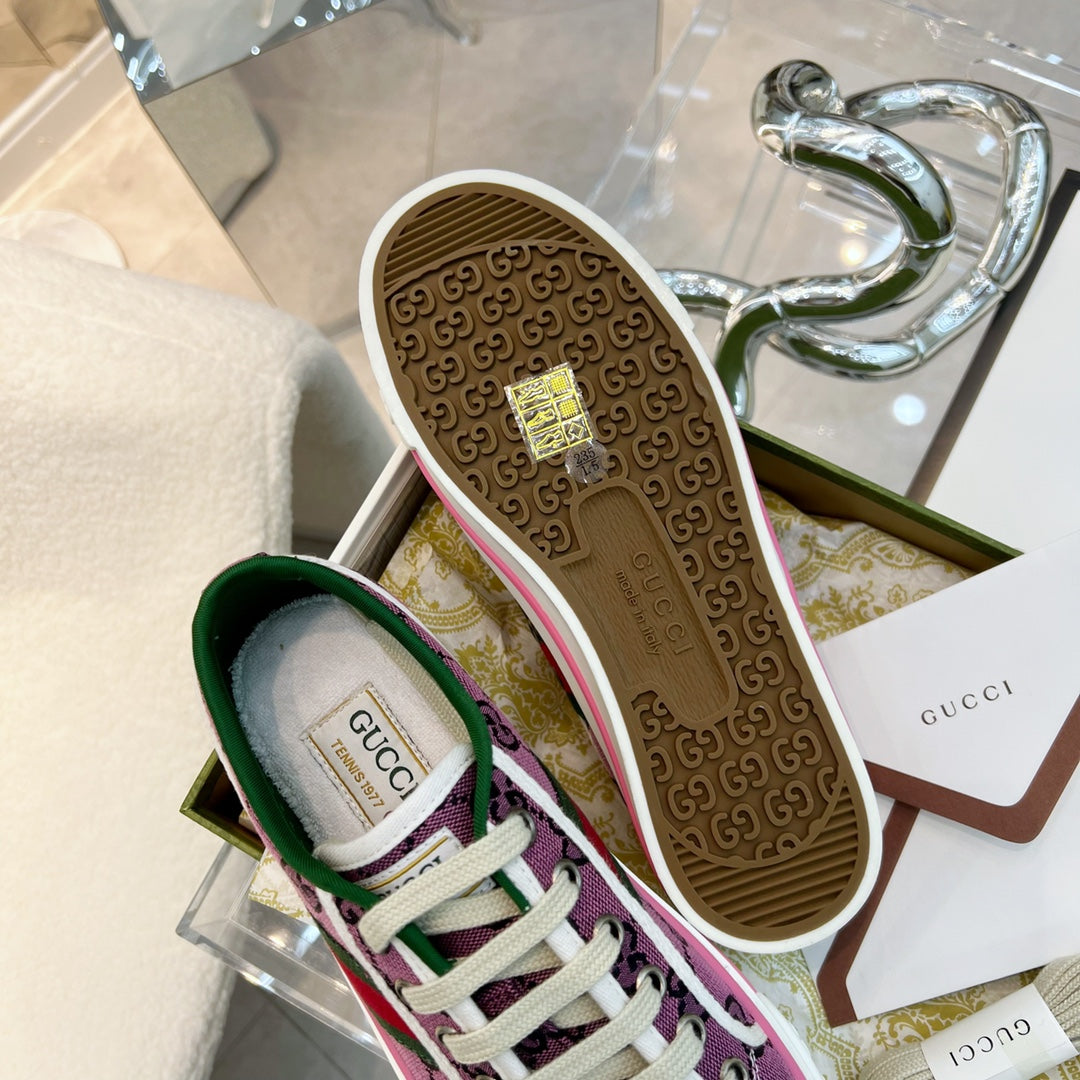 GU  Sneakers Tennis