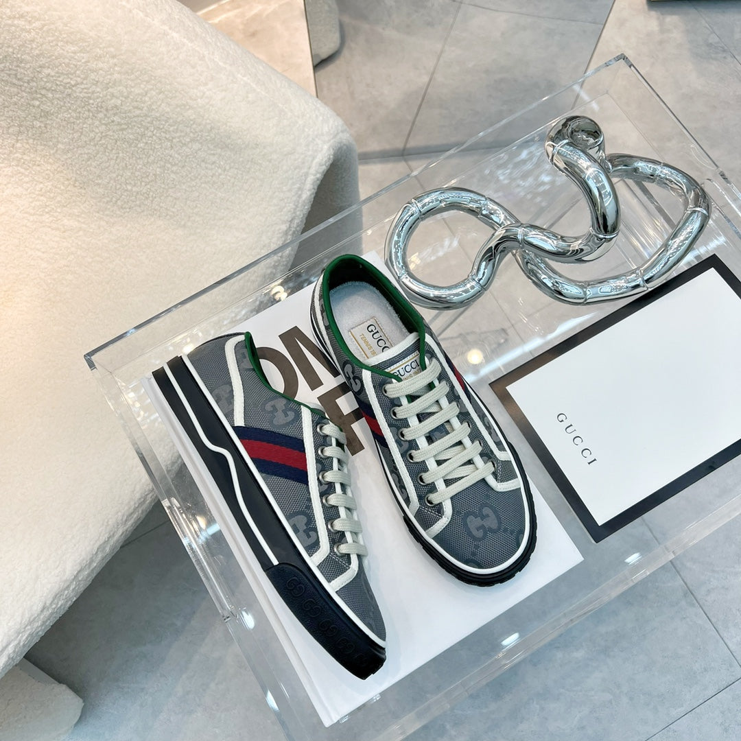 GU  Sneakers Tennis