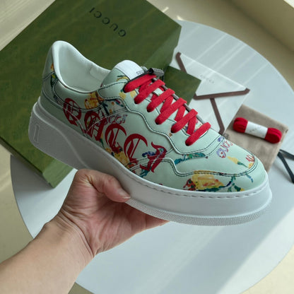 GU  Sneakers  High Woman  & Man