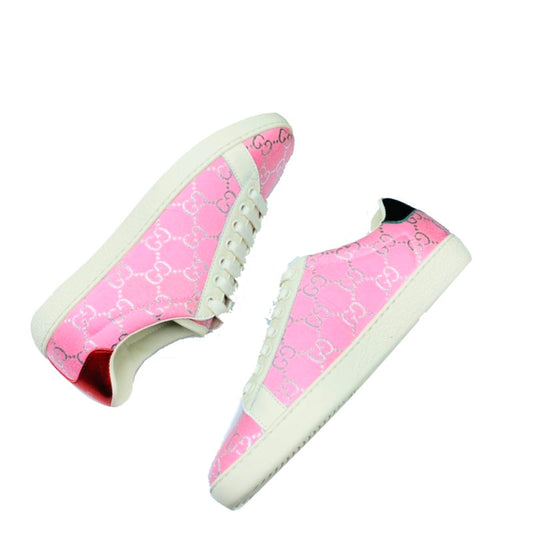 GU Sneakers