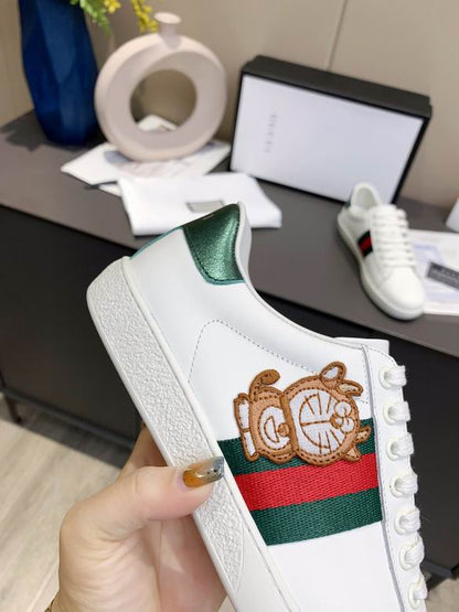 GU Sneakers Doraemon