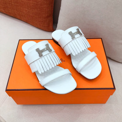 HRM Slippers White Flat