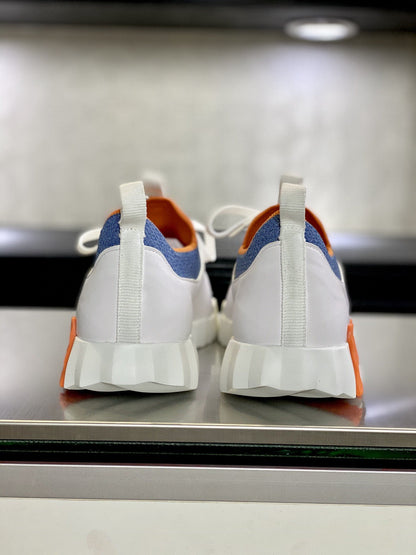 HRM Sneakers