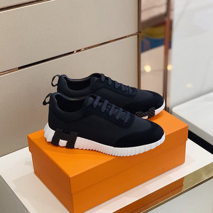 HRM Sneakers Black