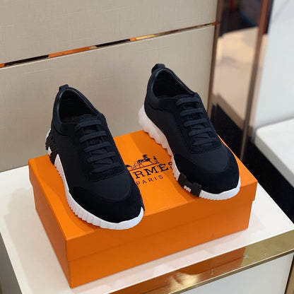 HRM Sneakers Black