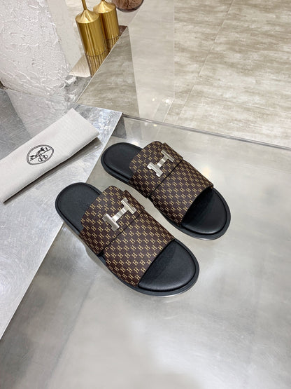 HRM Slippers Sandal   2 Color 's