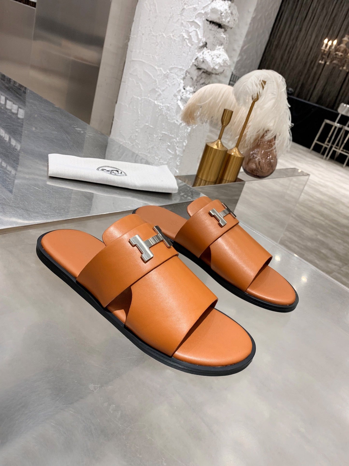 HRM Slippers Sandal   2 Color 's
