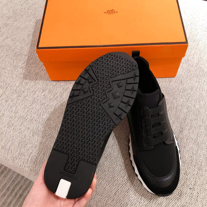 HRM Sneakers Black