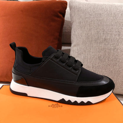 HRM Sneakers Black