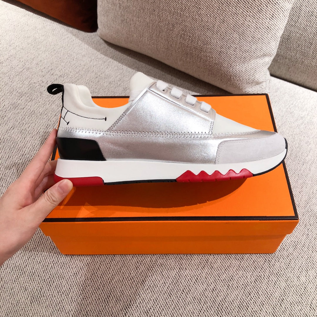 HRM Sneakers Silver