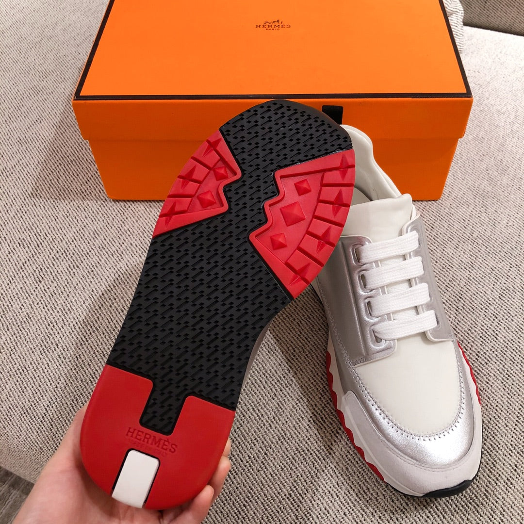 HRM Sneakers Silver