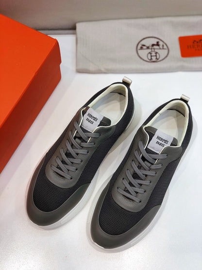 HRM Sneakers 2 Color 's
