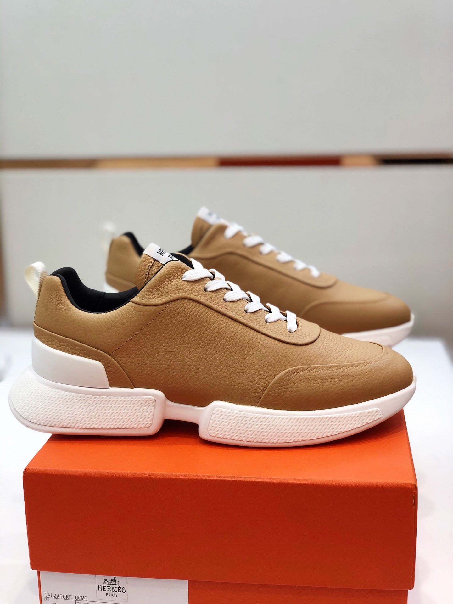 HRM Sneakers 2 Color 's