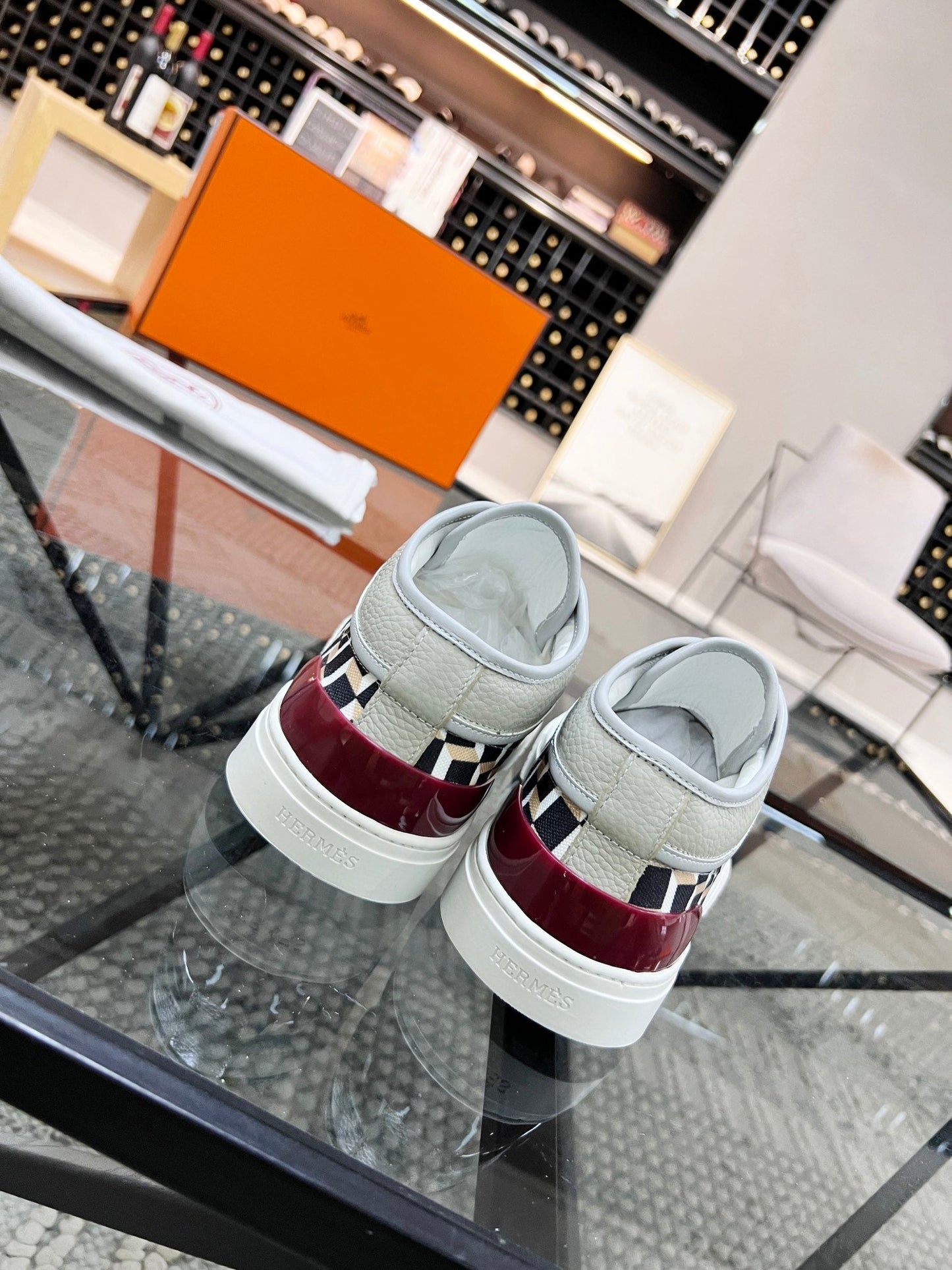 HRM Sneakers  2 Color 's