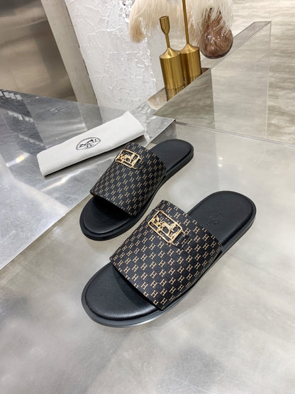 HRM Slippers Flat 2 Color 's