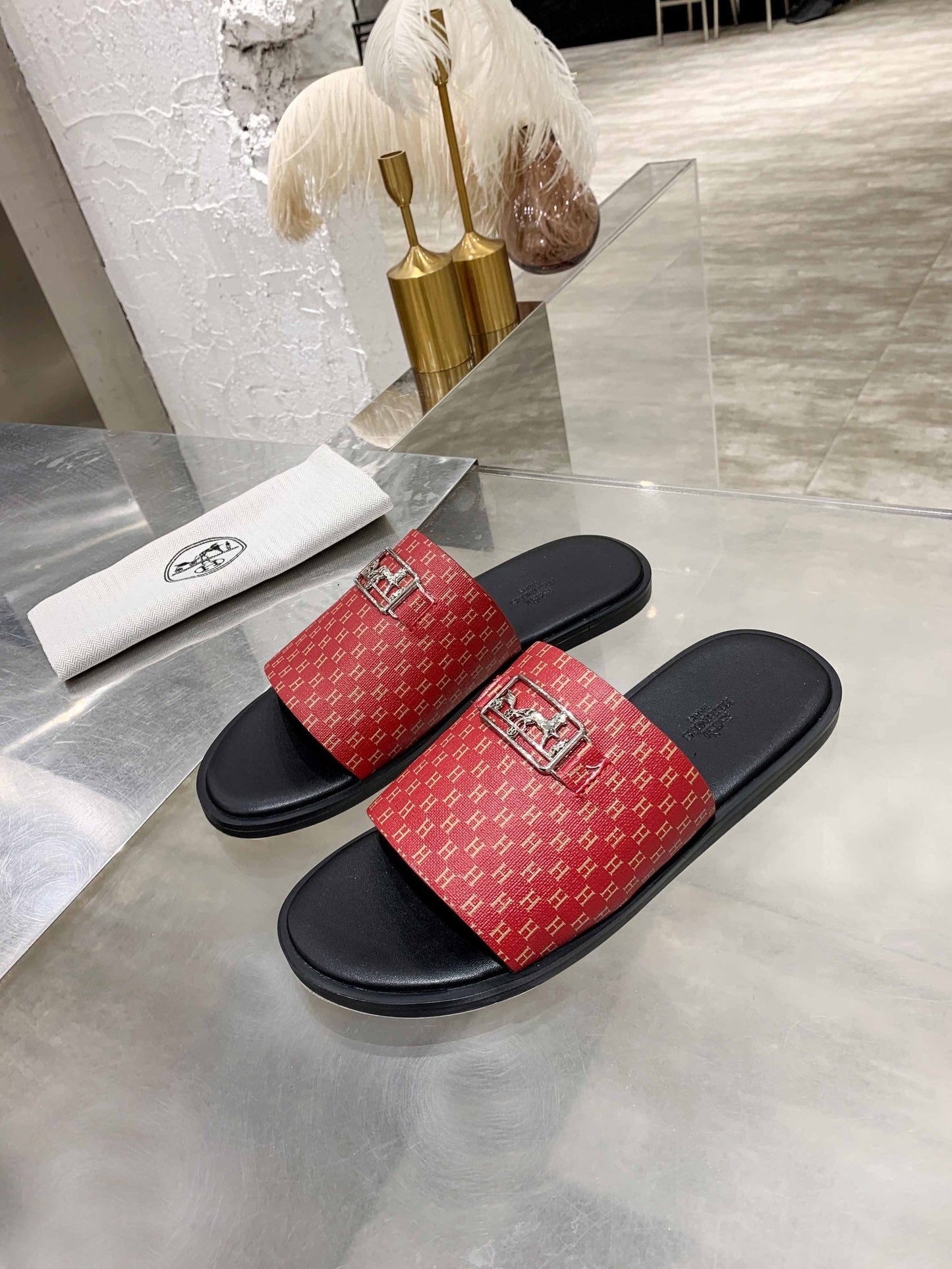 HRM Slippers Flat 2 Color 's