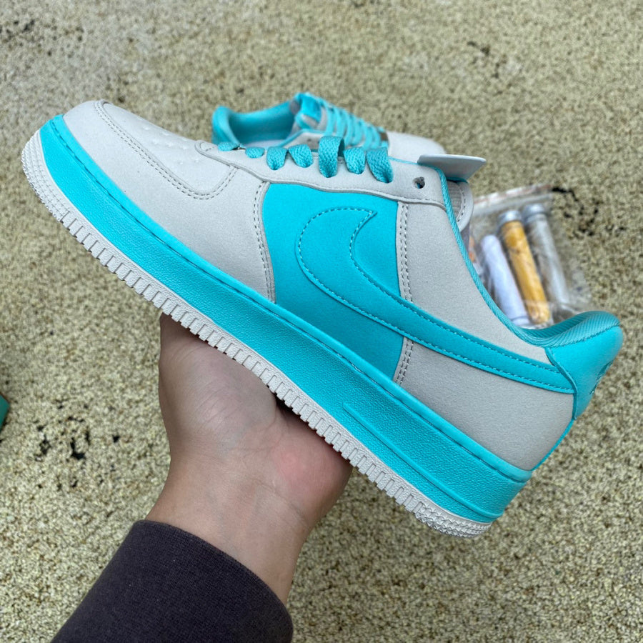 N*KE  Sneakers Dunk TIFF*Y