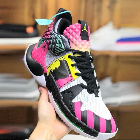 N Sneakers
