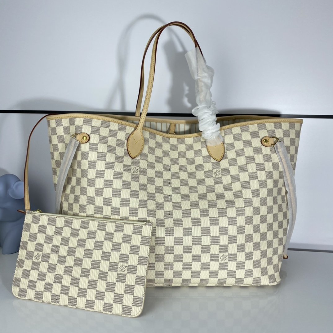 LU Never Leather Bag