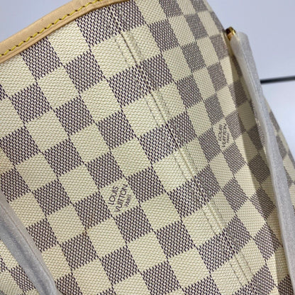 LU Never Leather Bag
