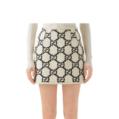 GU Tweed Skirt Suit Woman